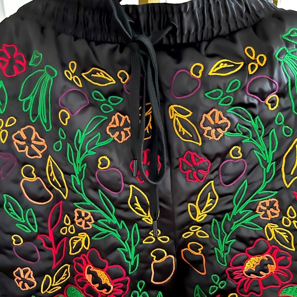 Quilted embroidered pants - Picture 3 of 9